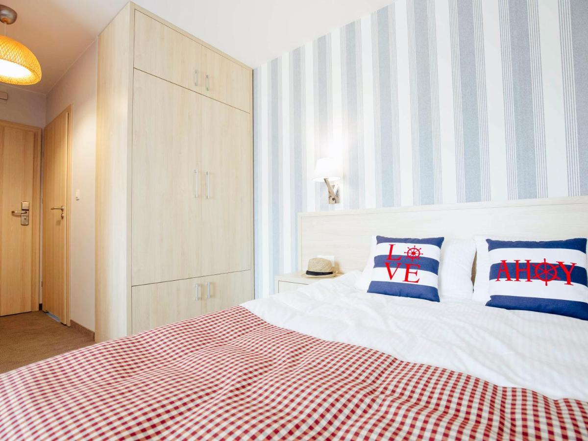 Porto Marina Hotel Krynica Morska Eksteriør billede