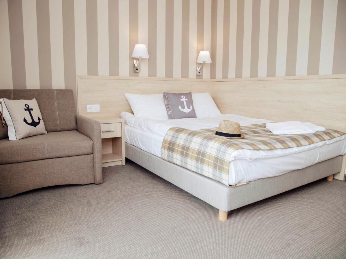 Porto Marina Hotel Krynica Morska Eksteriør billede